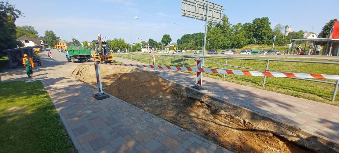 Uzsākti vides objekta būvdarbi Rīgas ielā 103B, Jēkabpilī
